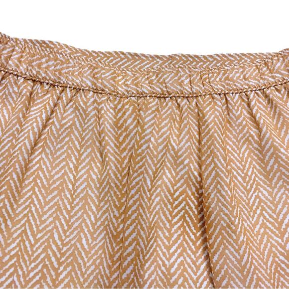 Tan White Beige Short Skirt Chevron School Girl Trend Size Small Pleated Mustard - Picture 7 of 9